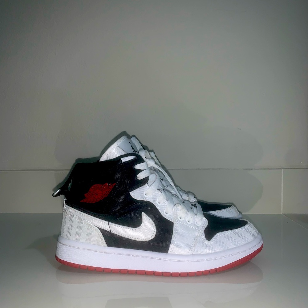 Nike Jordan 1 Mid SE Utility Canvas White Black Gym Red